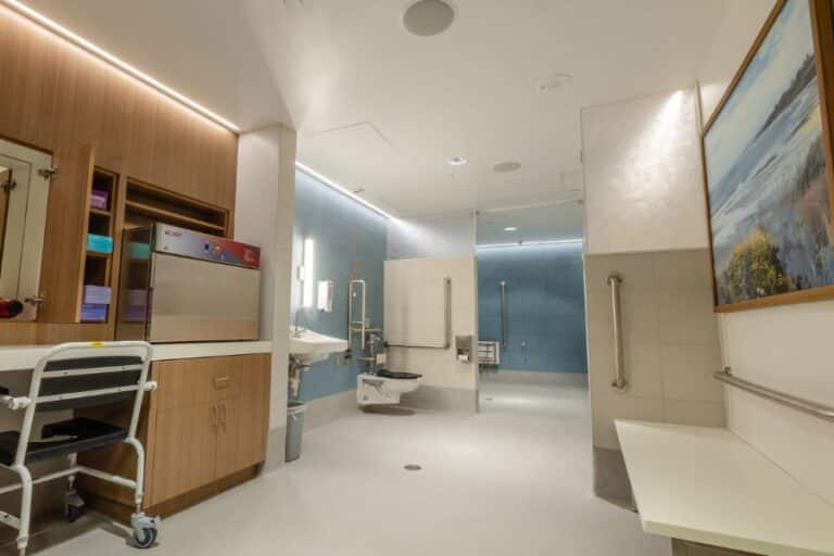 Innovative shower room design shown to ease distress in people with dementia