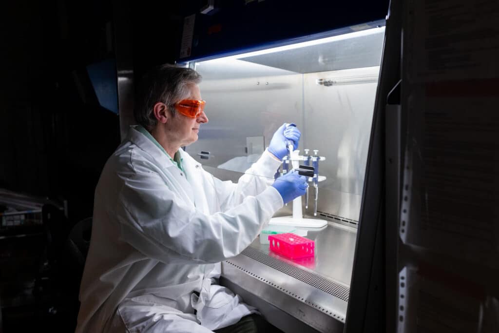 First-in-Canada case of sustained HIV remission